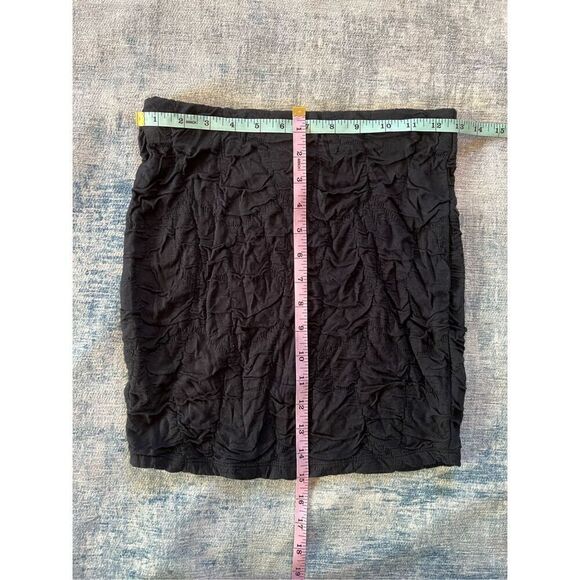 NWT! Material Girl Caviar Black Crinkle Textured Stretch Mini Skirt Medium - Picture 5 of 5